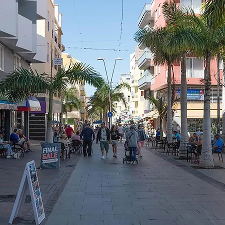 Cristianos Apartament *