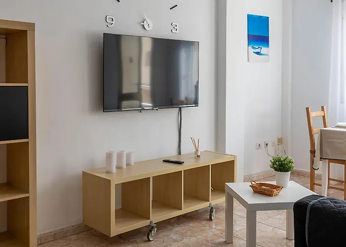 Cristianos Apartament *